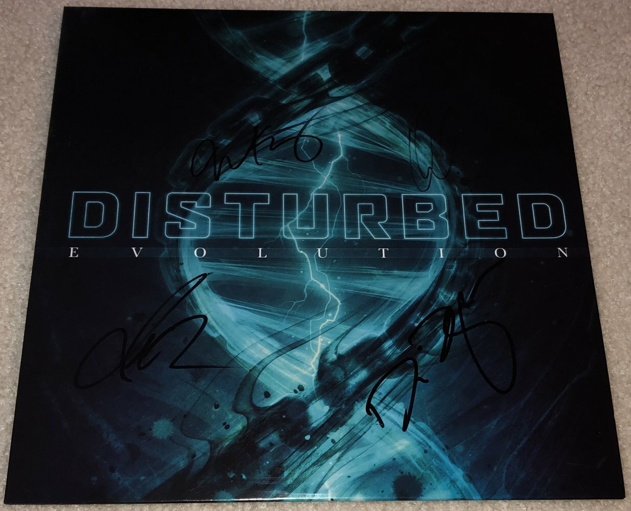 DISTURBED SIGNED AUTOGRAPH EVOLUTION ALBUM DAVID DRAIMAN +3 w/EXACT PROOF
