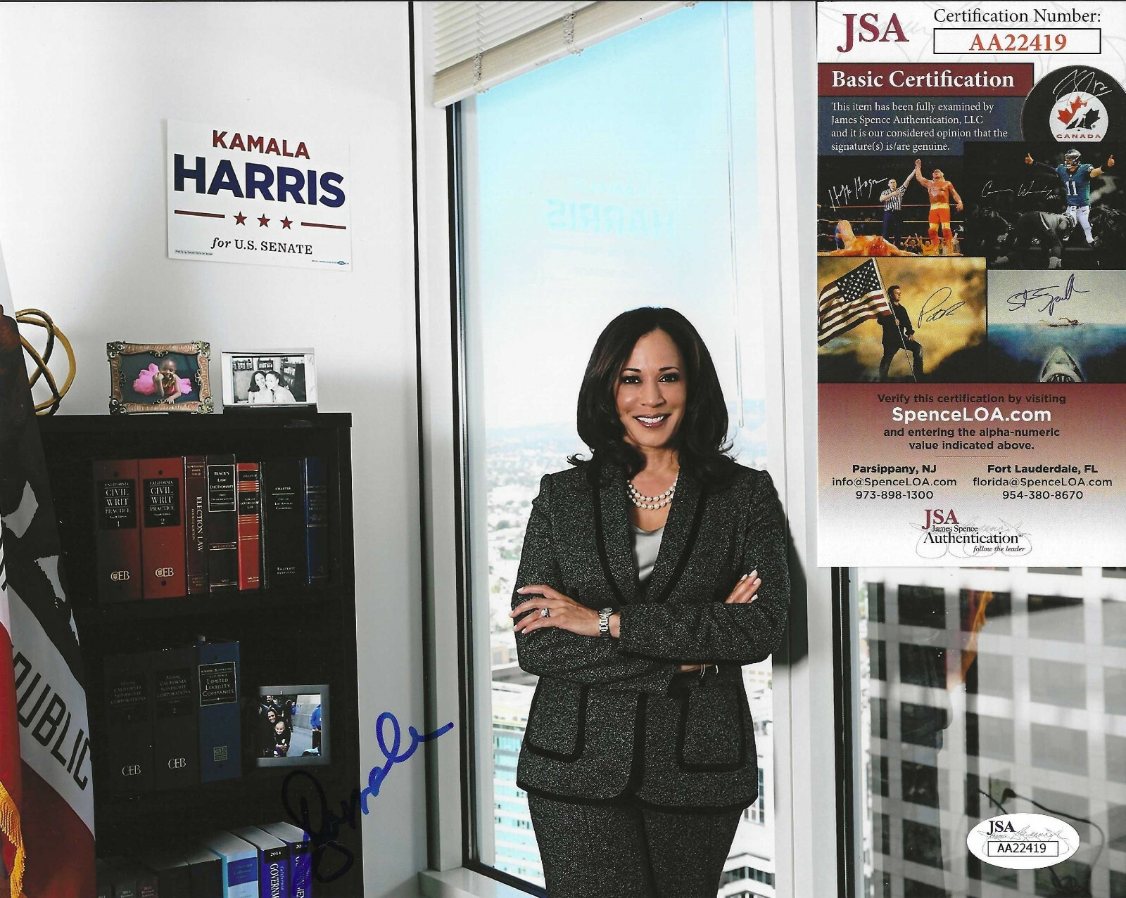 Kamala Harris Signed 8x10 Photo w/ JSA COA #AA22419 Joe Biden Vice President