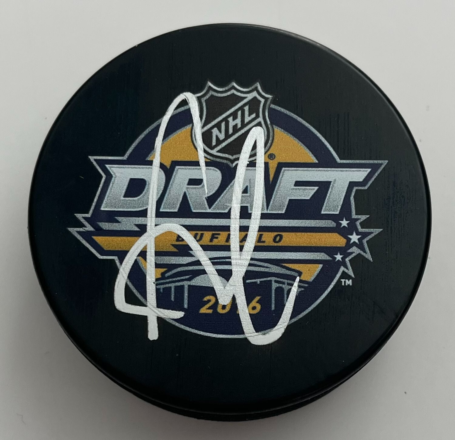 AUSTON MATTHEWS TORONTO MAPLE LEAFS SIGNED 2016 NHL DRAFT PUCK w/EXACT PROOF
