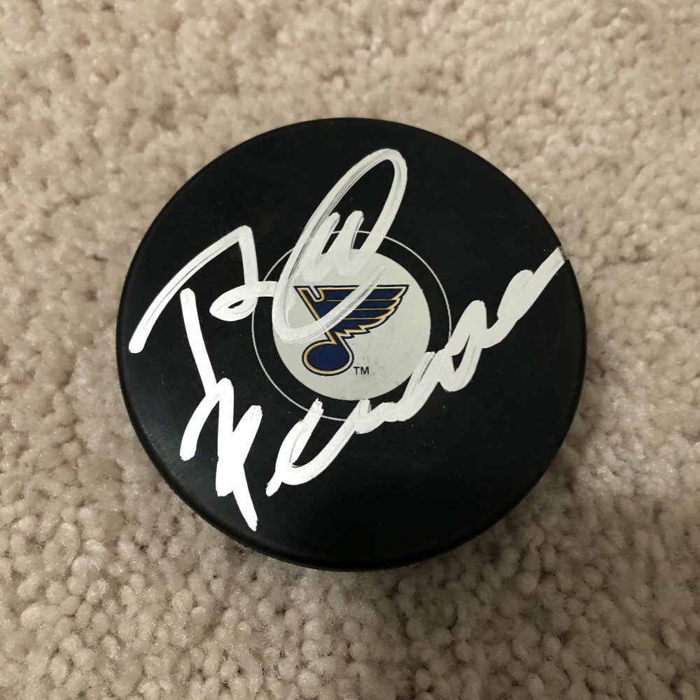 RED BERENSON SIGNED AUTOGRAPH ST. LOUIS BLUES LOGO PUCK A w/PROOF
