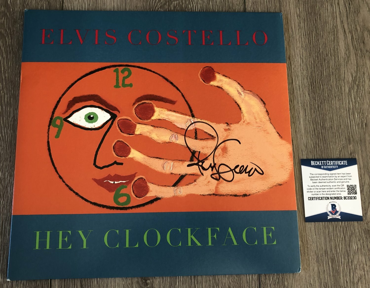 ELVIS COSTELLO SIGNED HEY CLOCKFACE VINYL RECORD ALBUM & BECKETT BAS COA

