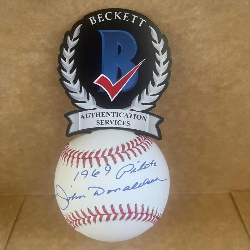 JOHN DONALDSON 1969 PILOTS SIGNED AUTO M.L. BASEBALL BAS AUTHENICATED