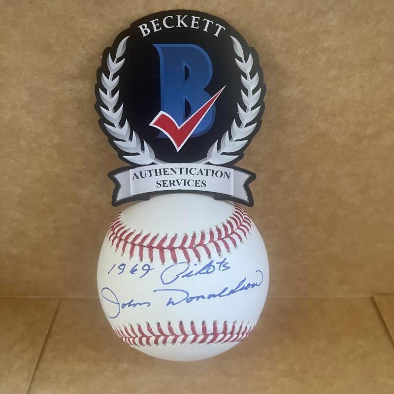 JOHN DONALDSON 1969 PILOTS SIGNED AUTO M.L. BASEBALL BAS AUTHENICATED