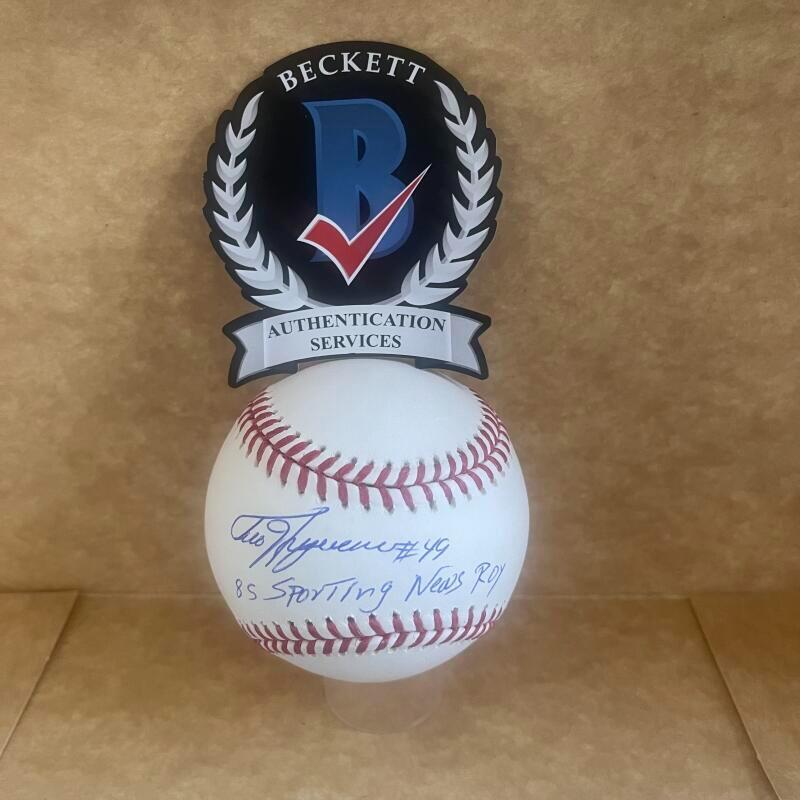 TEDDY HIGUERA 85 SPORTING NEWS ROY SIGNED AUTO M.L. BASEBALL BECKETT AUTHENTICAT