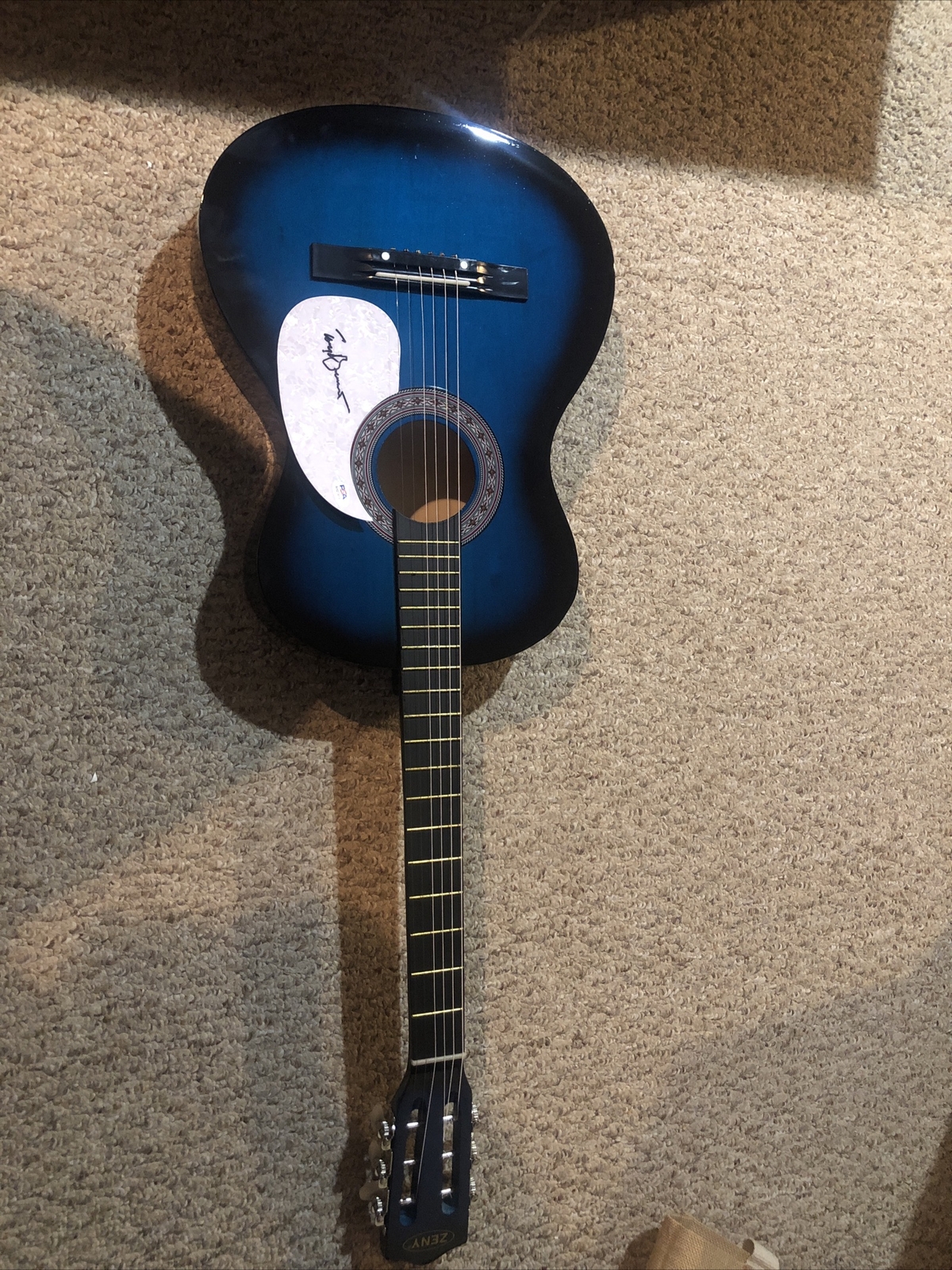 TONY BENNETT POP STAR SIGNED AUTOGRAPH 38” ACOUSTIC GUITAR PSA COA LEGEND RARE