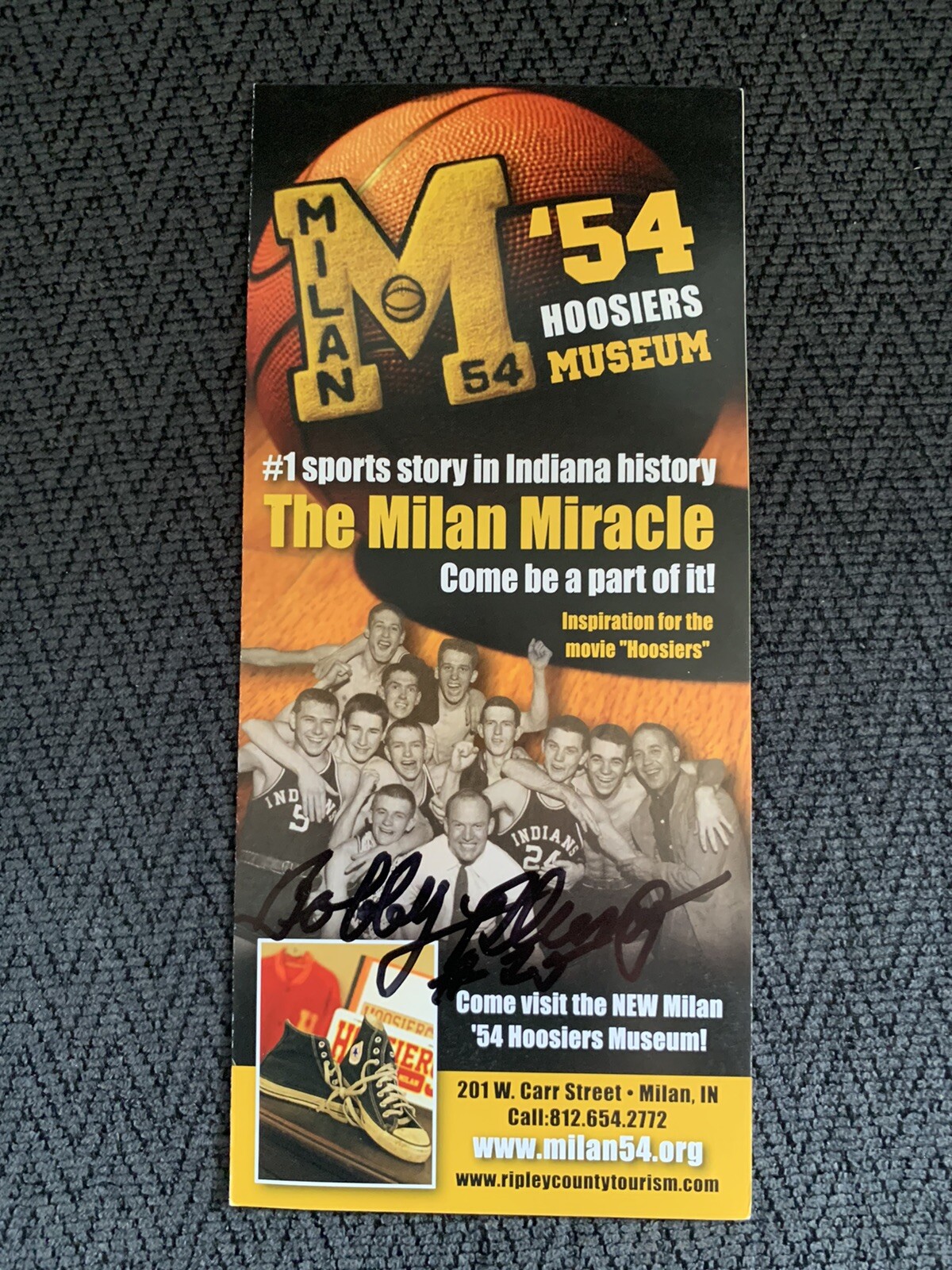 1954 MILAN MIRACLE INDIANS SIGNED MUSEUM BROCHURE AUTOGRAPHED BOBBY PLUMP COLLECTIBLE MEMORABILIA