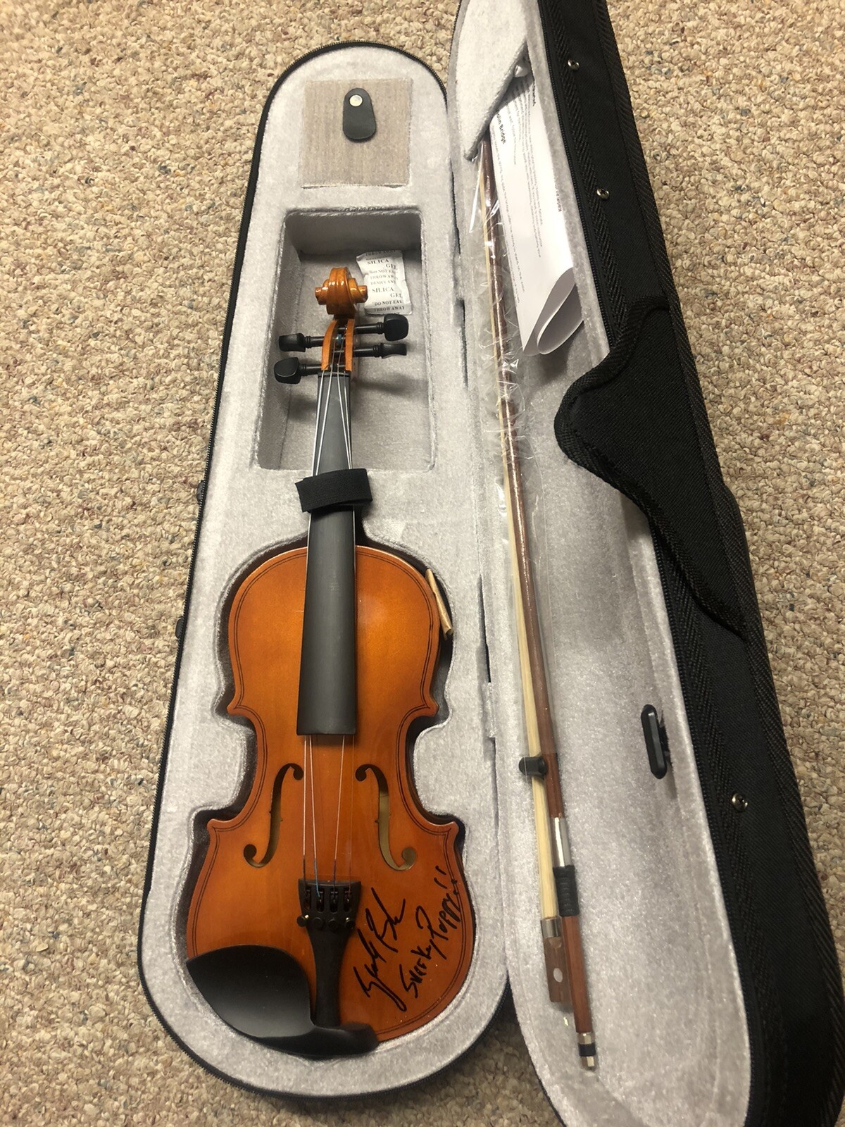 ZACH BROCK SNARKY PUPPY SIGNED AUTOGRAPH VIOLIN ACOA FULL LETTER COLLECTIBLE MEMORABILIA