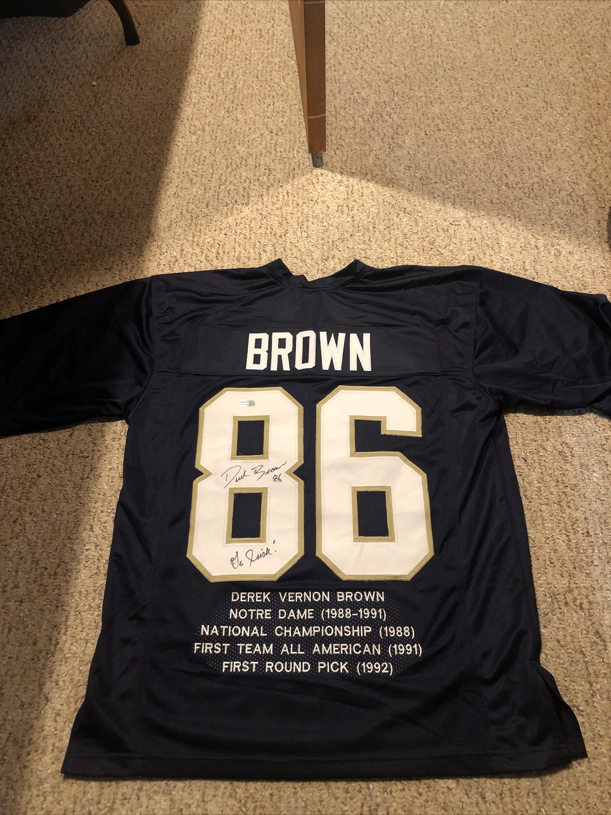 NOTRE DAME FIGHTING IRISH- DEREK BROWN SIGNED AUTOGRAPH STAT JERSEY TRISTAR COA