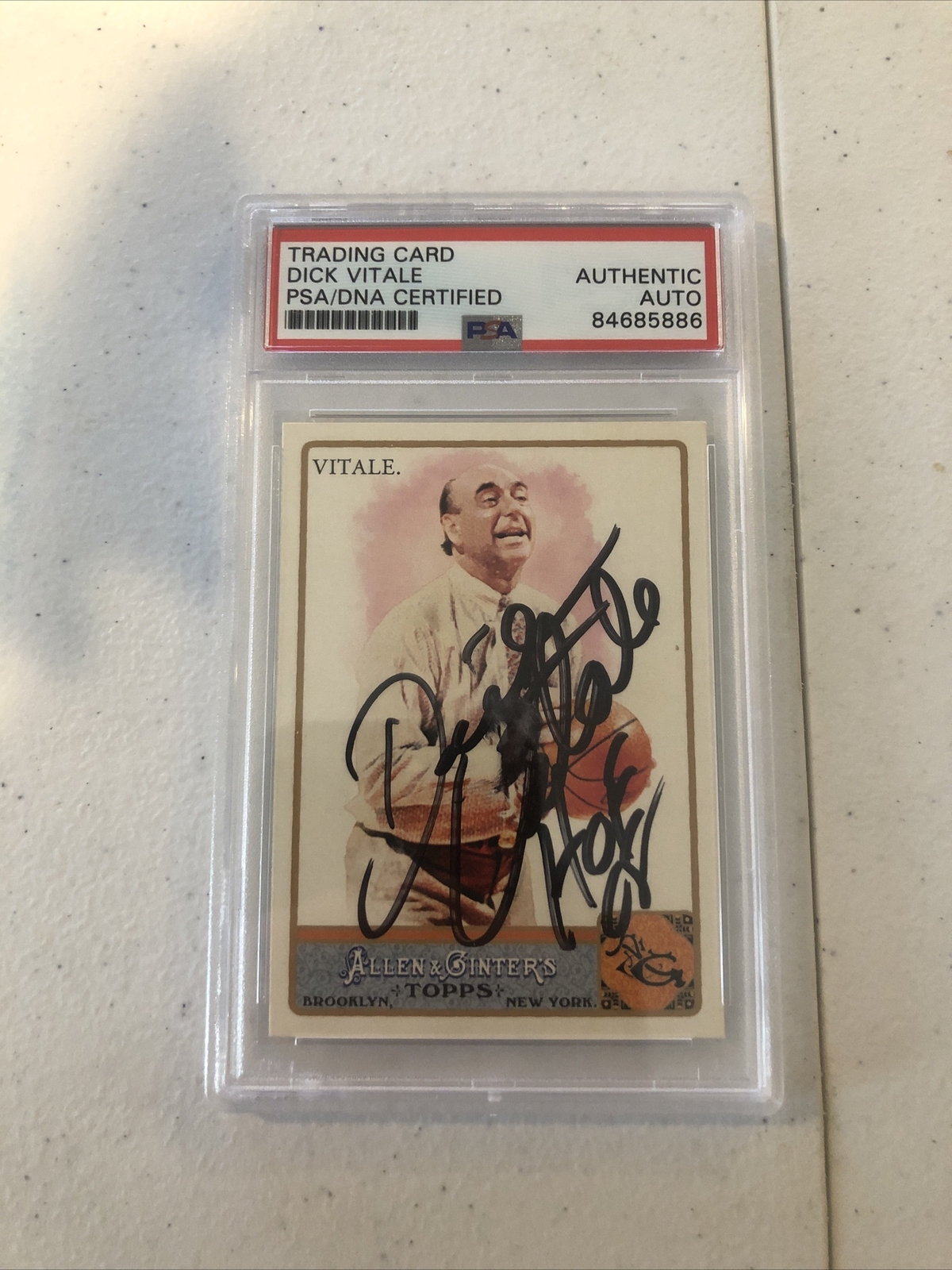 DICK VITALE SIGNED AUTOGRAPH TRADING CARD PSA/DNA COA 2011 TOPPS ALLEN & GINTER