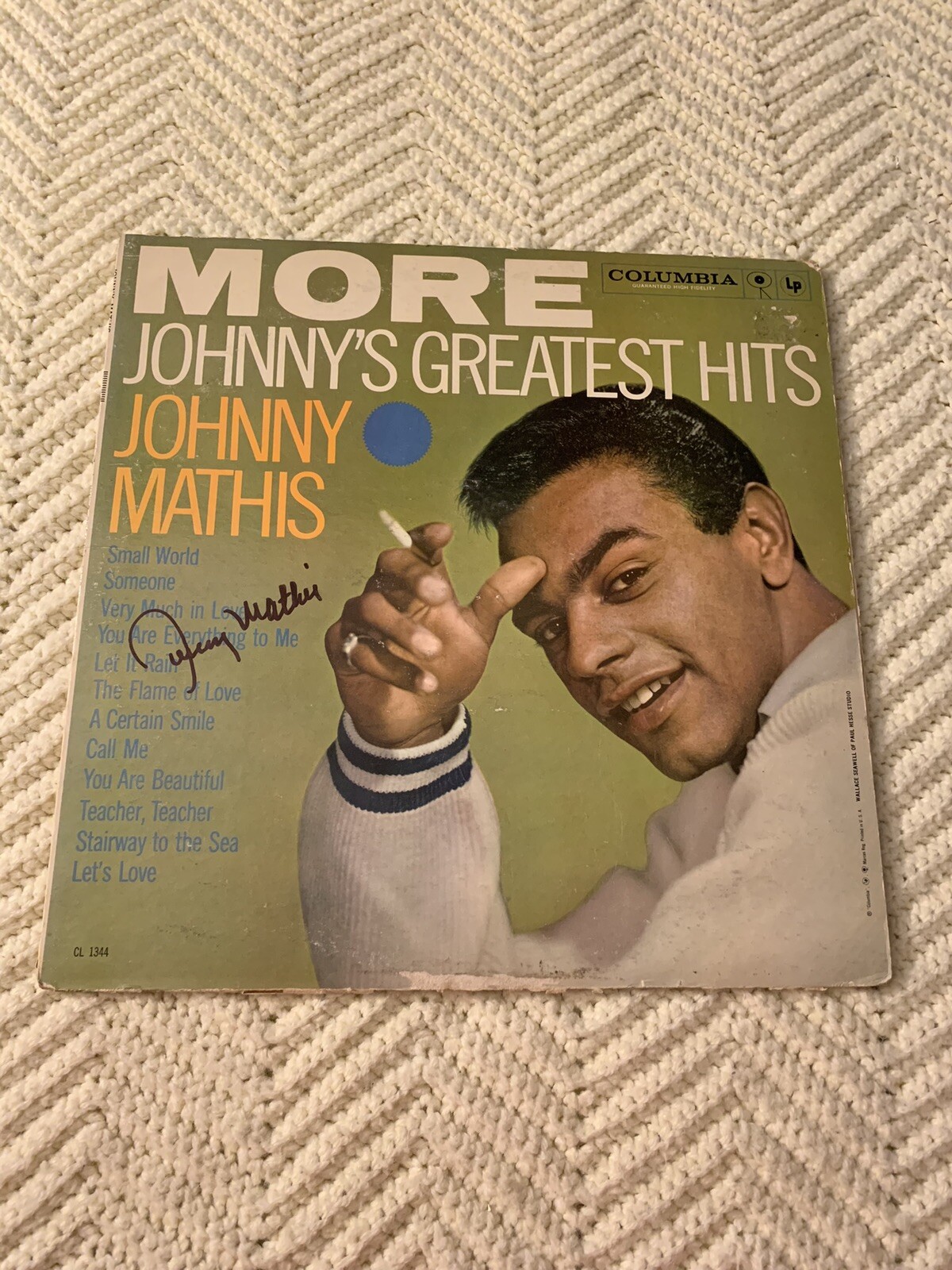 Johnny Mathis SIGNED Vinyl Record ALBUM Cover Greatest Hits Autographed

