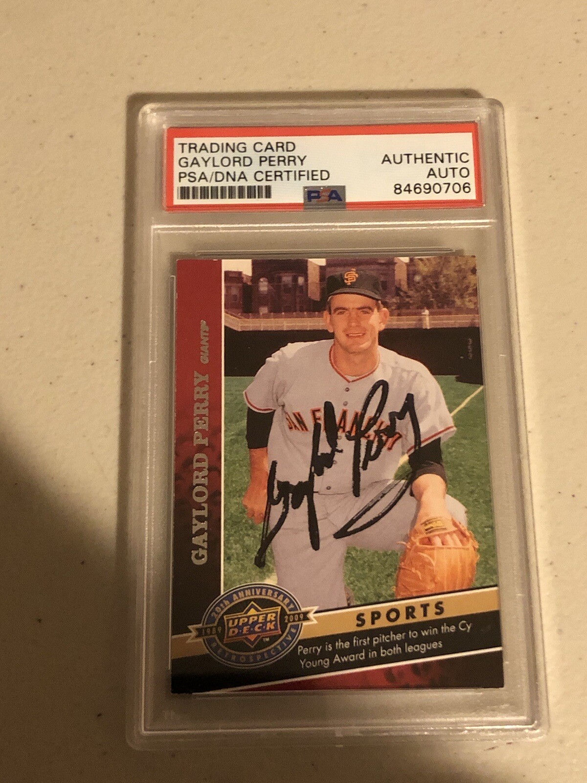 GAYLORD PERRY 2009 UPPER DECK 20th ANNIVERSARY SIGNED AUTOGRAPH TRADING CARD PSA