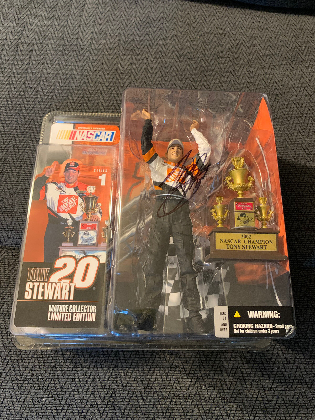 TONY STEWART SIGNED MCFARLANE FIGURE 2002 CHAMPION NASCAR SERIES 1 AUTOGRAPHED COLLECTIBLE MEMORABILIA