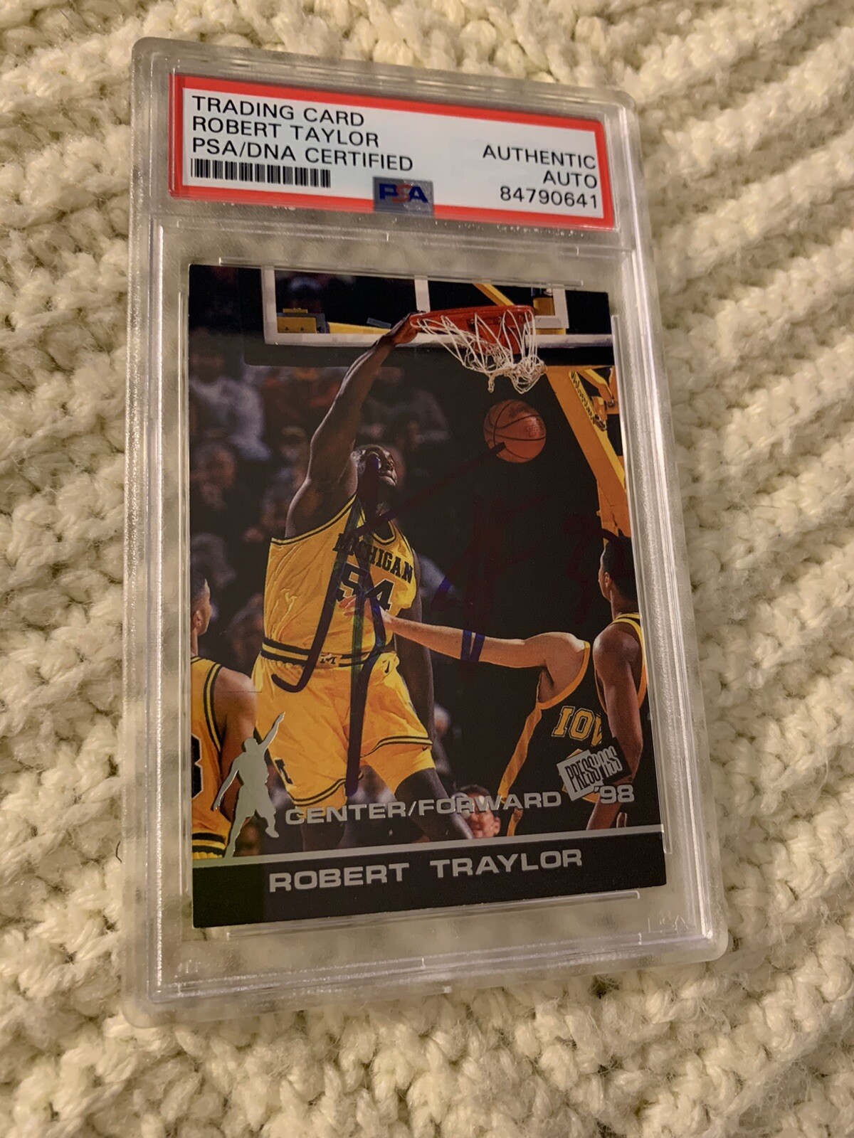 Robert Traylor Signed 1998 Press Pass Card #75 PSA /DNA Slab COA RC Rookie
