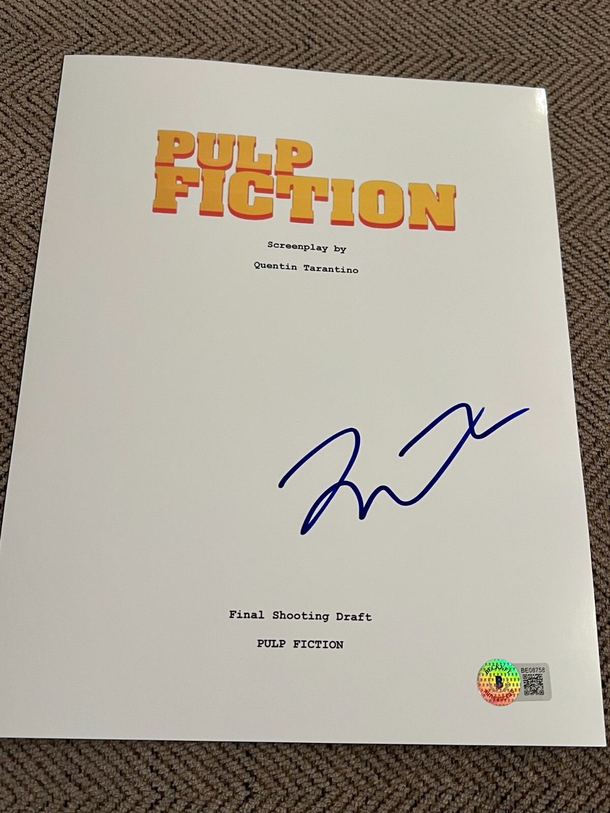 QUENTIN TARANTINO SIGNED AUTOGRAPH MOVIE SCRIPT PULP FICTION BECKETT BAS COA X1