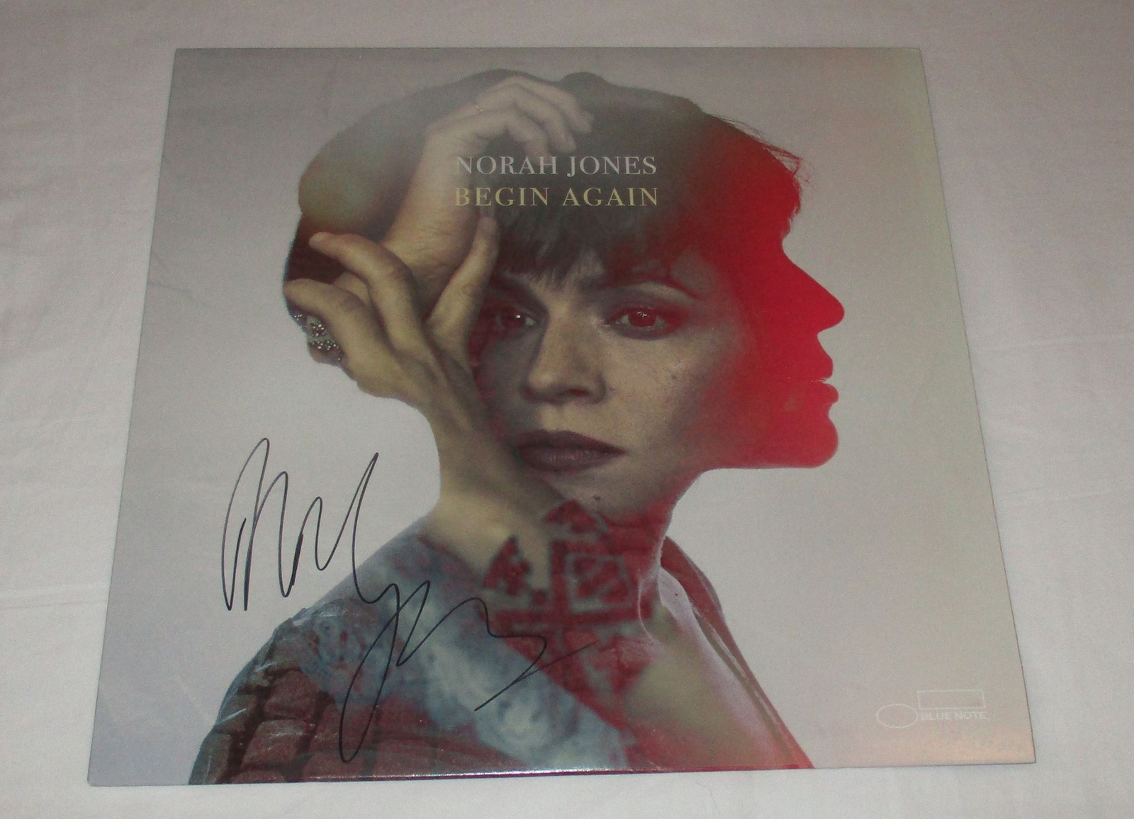 NORAH JONES SIGNED BEGIN AGAIN VINYL RECORD JSA
