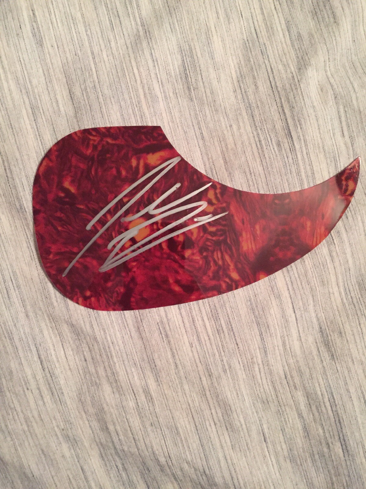 Jordan Davis Signed Autographed Acoustic Pickguard Authentic Proof 1
