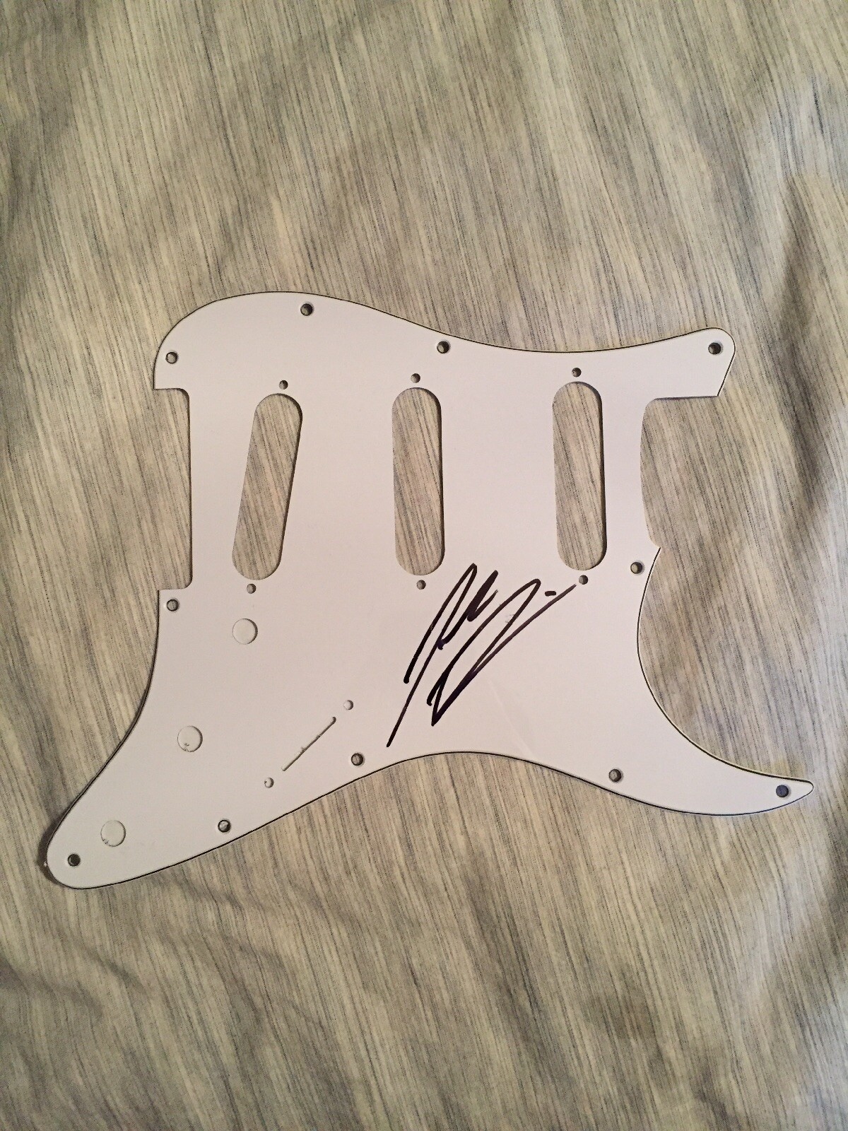 Jordan Davis Signed Electric Guitar Pickguard Authentic Proof 5
