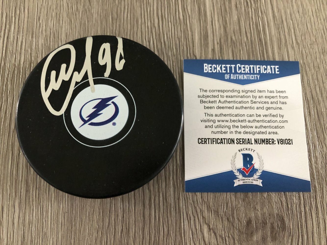 MIKHAIL SERGACHEV SIGNED TAMPA BAY LIGHTNING PUCK wEXACT PROOF & BAS BECKETT COA
