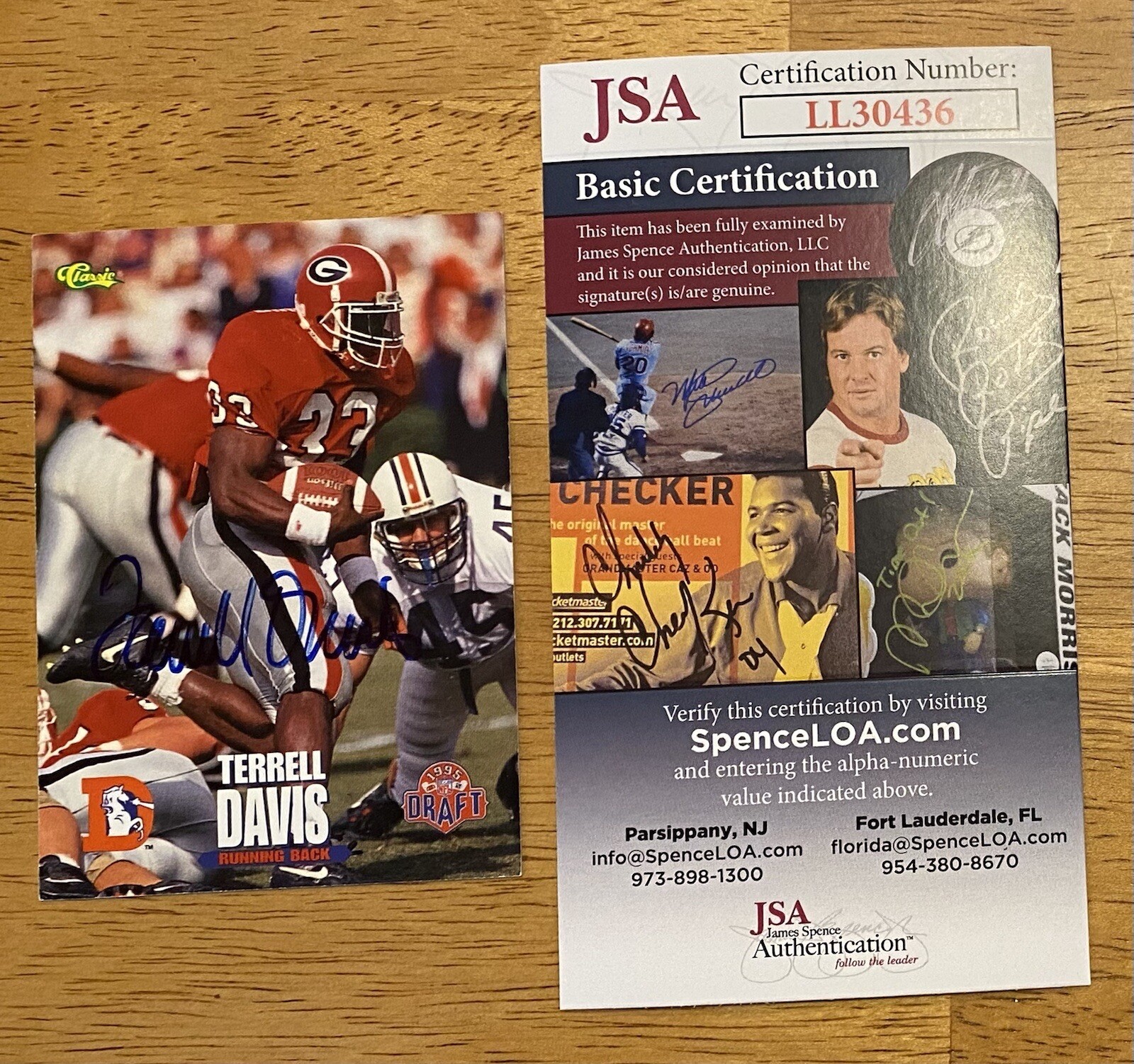 Terrell Davis Signed Autographed 1995 Classic NFL Draft Rookie Card #54 JSA Cert
