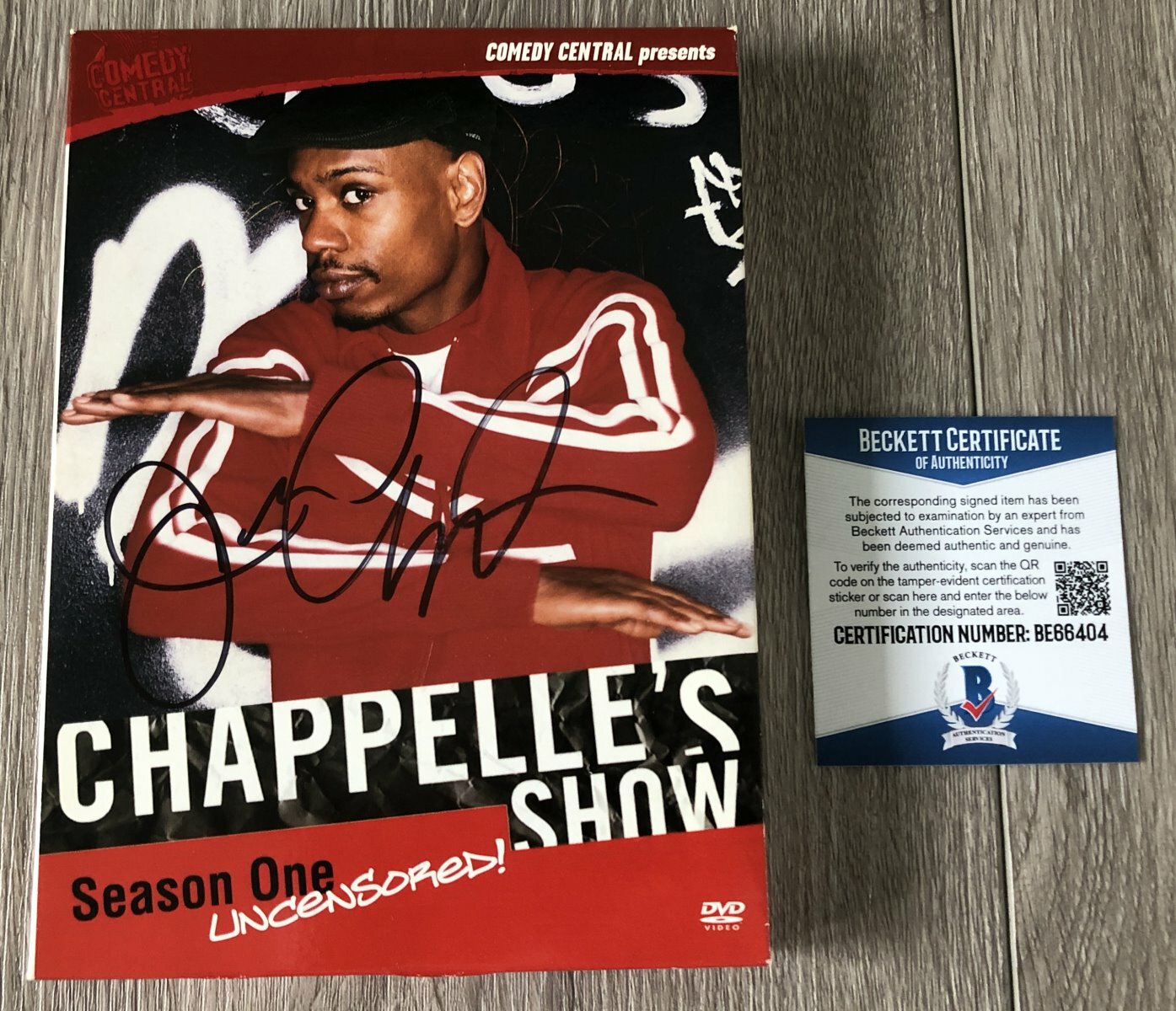 DAVE CHAPPELLE SIGNED CHAPPELLE'S SHOW SEASON 1 DVD w/PROOF & BECKETT BAS COA
