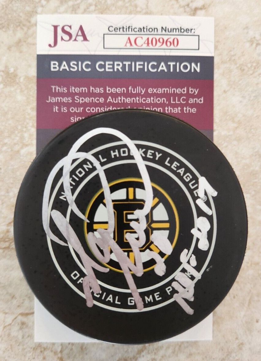 Mark Recchi Signed Official NHL Game Puck w/ JSA COA Boston Bruins HOF 2017