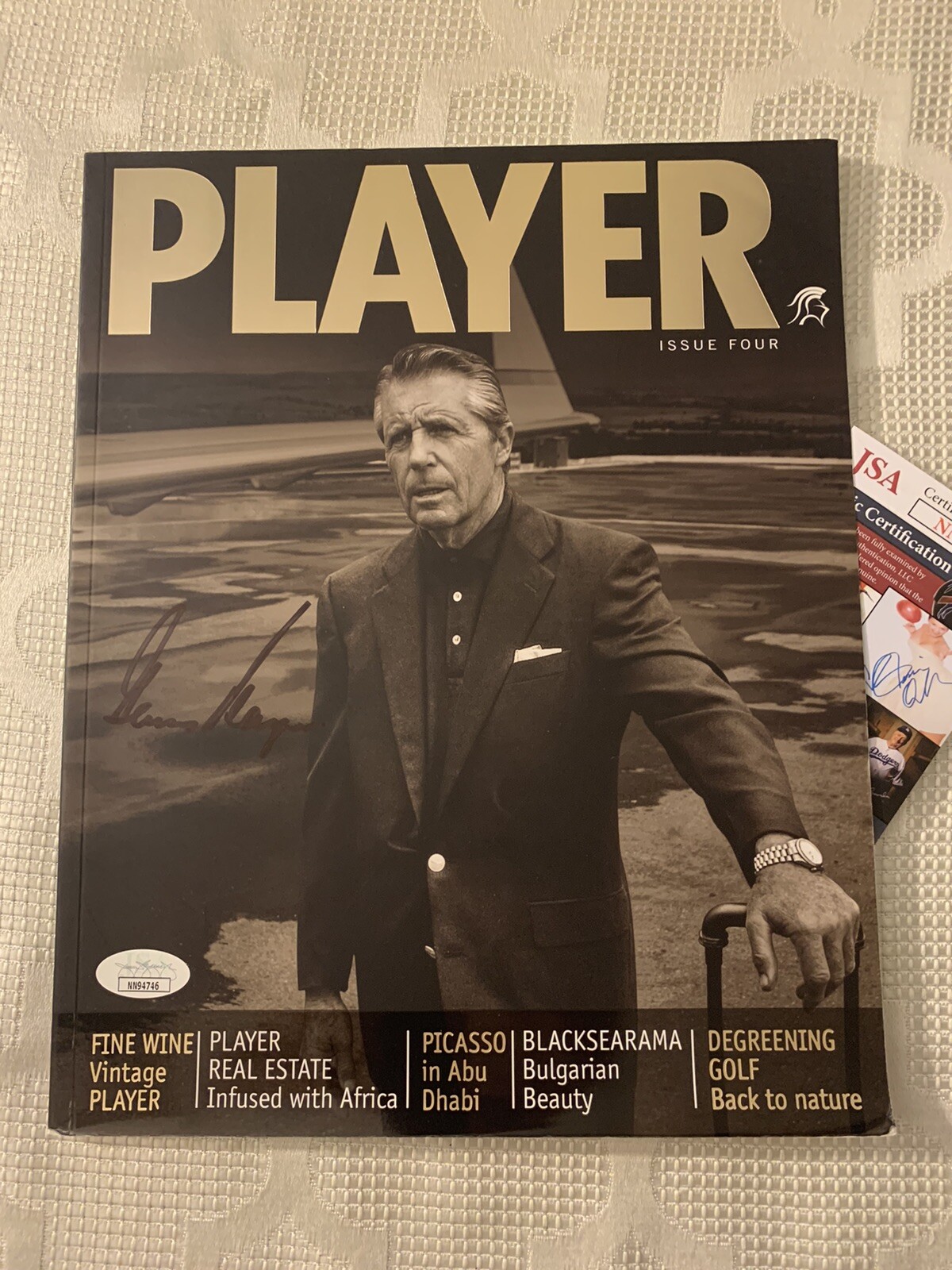 Autographed Gary Player Magazine Signed JSA Authentication COA PGA Golf Legend
