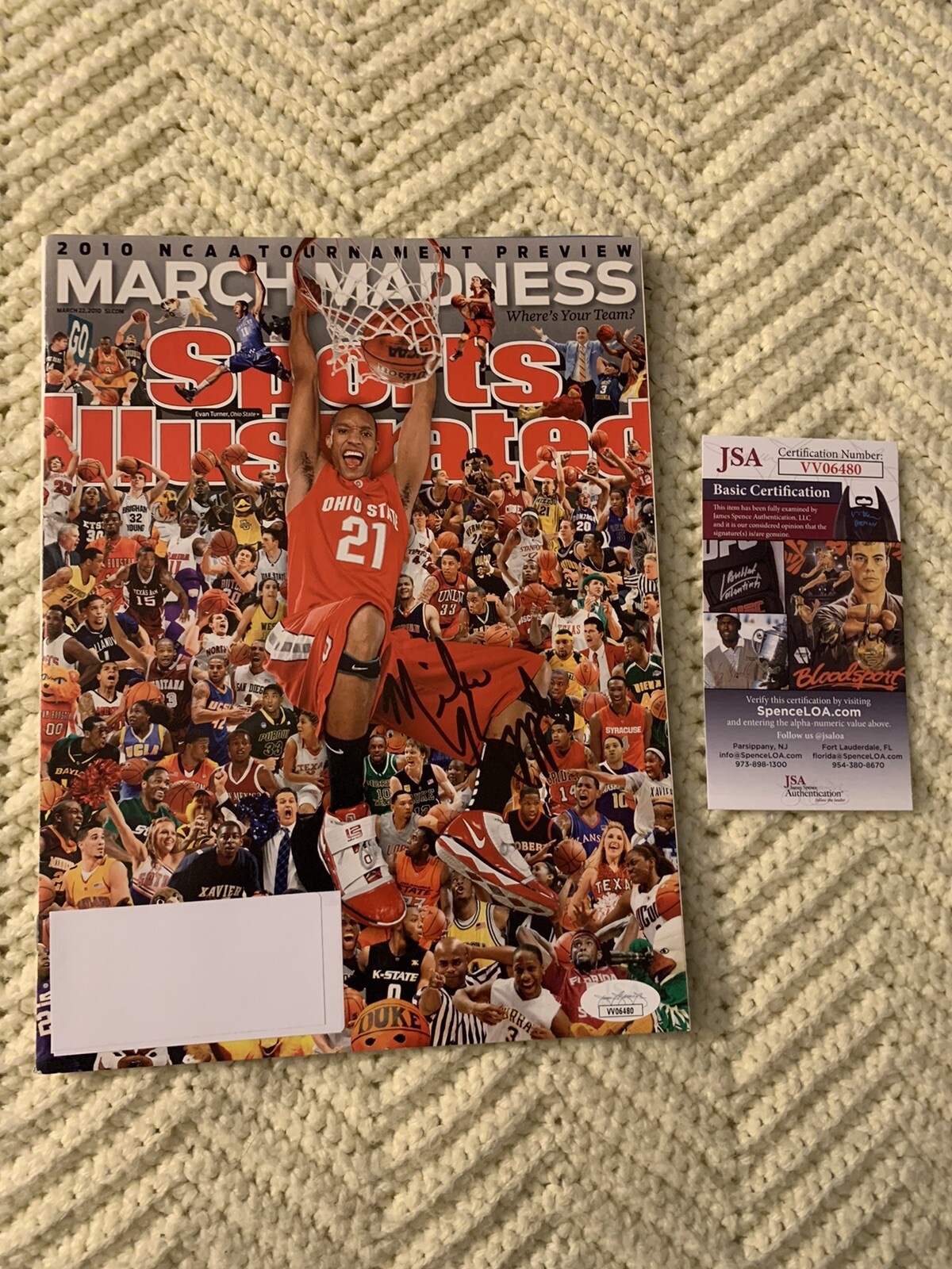 Coach K Mike Krzyzewski Signed Sports Illustrated Magazine JSA Authenticated COA
