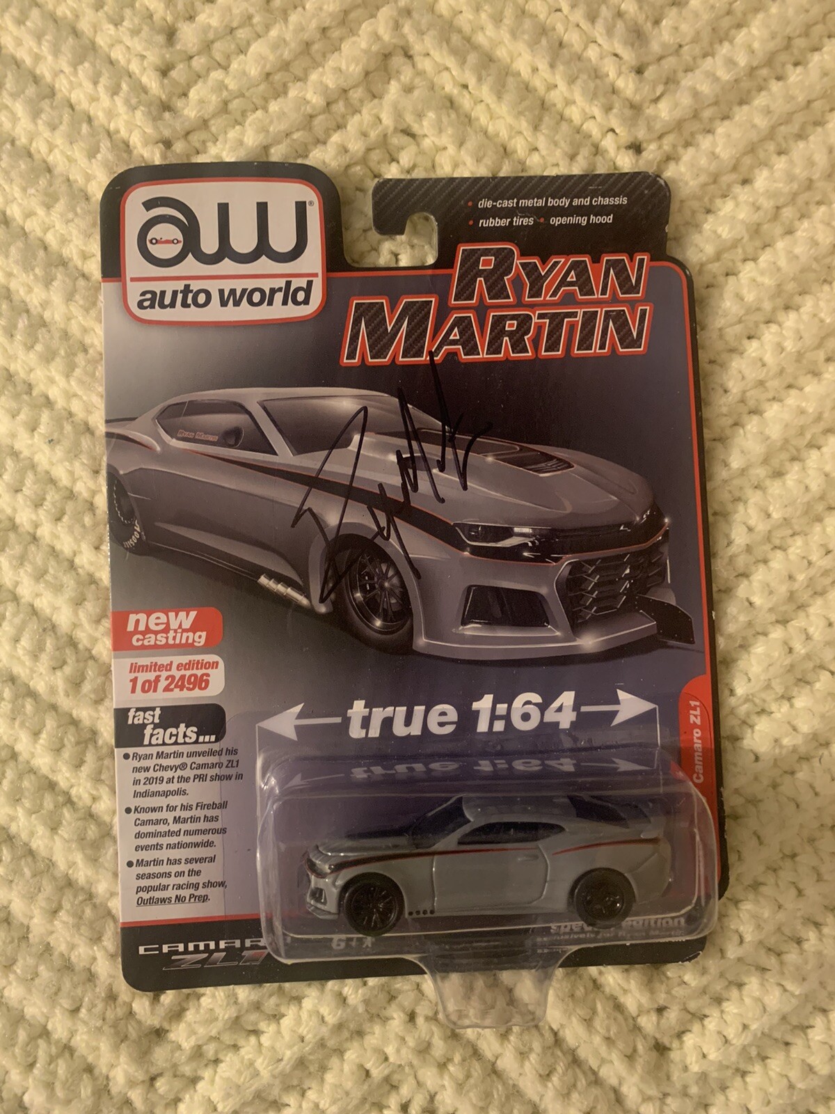 RYAN MARTIN STREET OUTLAWS 1:64 DIECAST SIGNED CAMARO ZL1 COLLECTIBLE MEMORABILIA