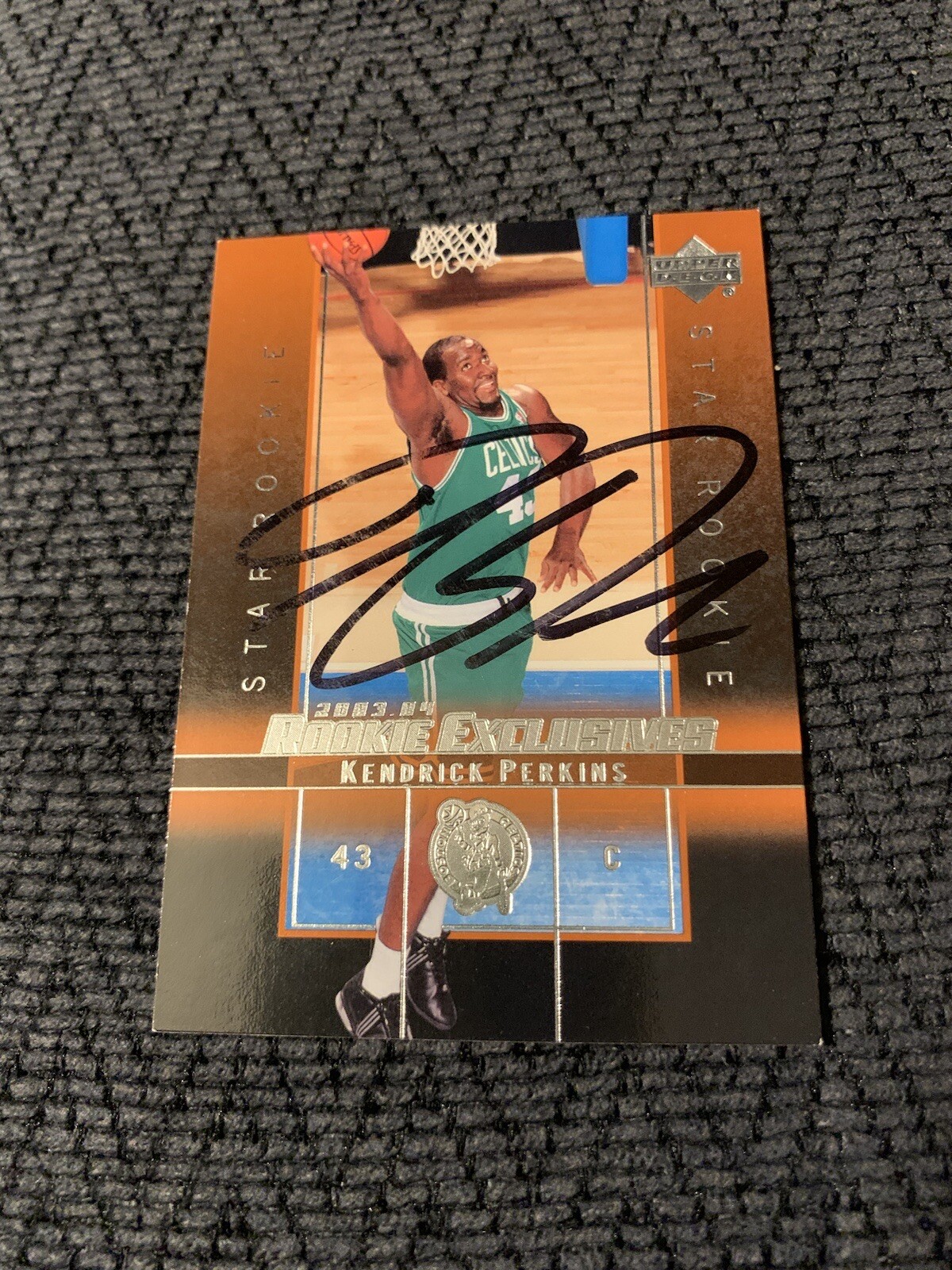 Kendrick Perkins Signed Basketball Trading Card Autographed Upper Deck RC
