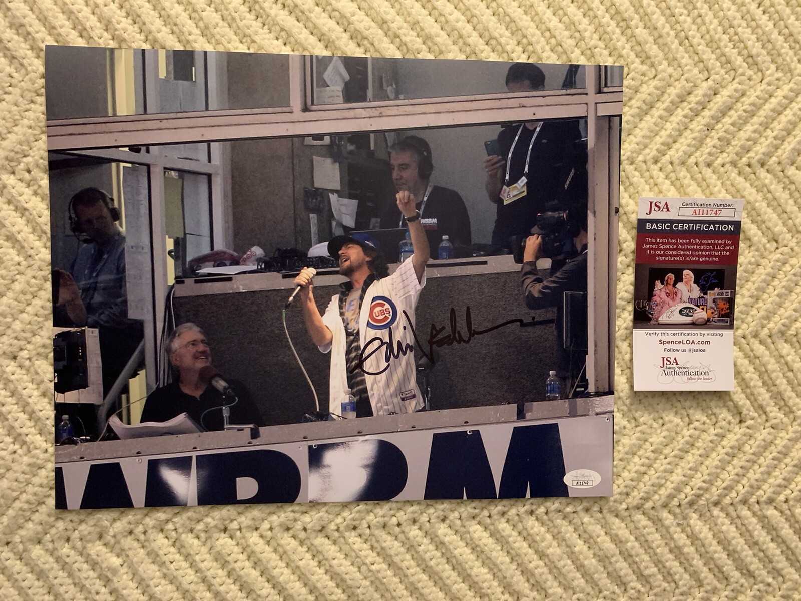 Eddie Vedder Signed 11 X14 Photo Autographed JSA Authentication COA Chicago Cubs
