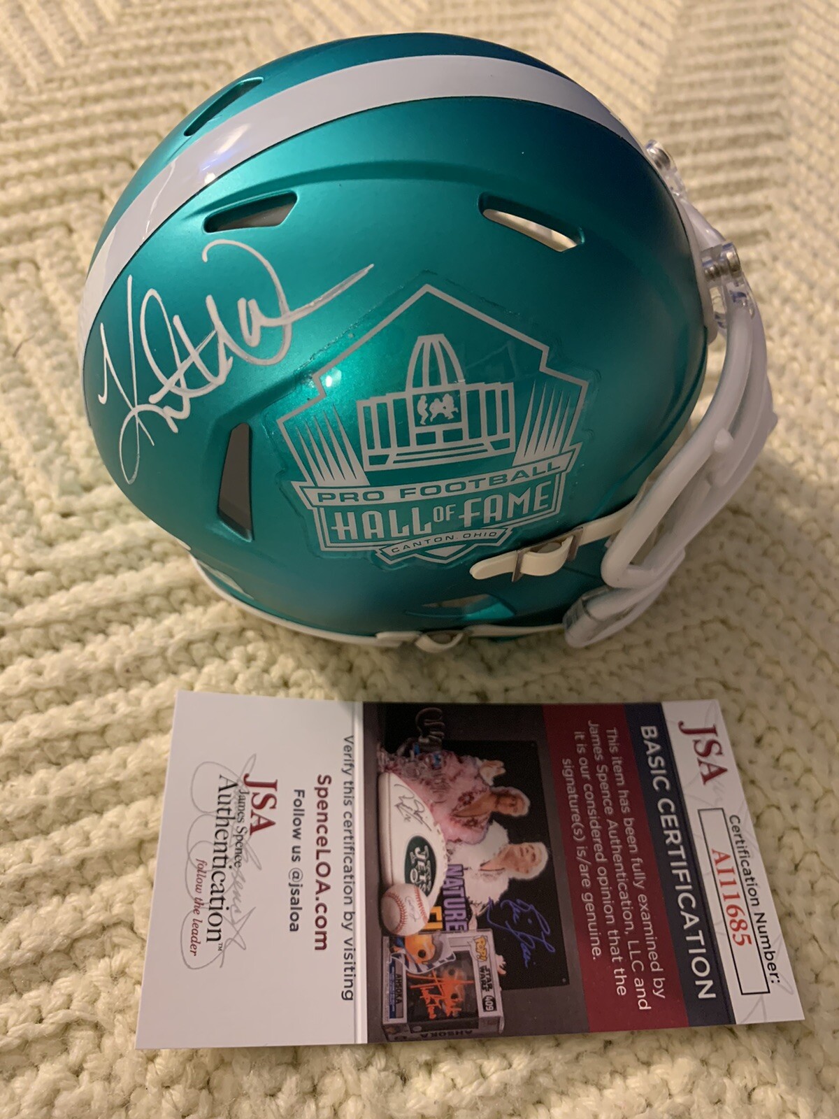 New ListingKurt Warner Signed Mini Helmet JSA Authentication COA Pro Football Hall Of Fame
