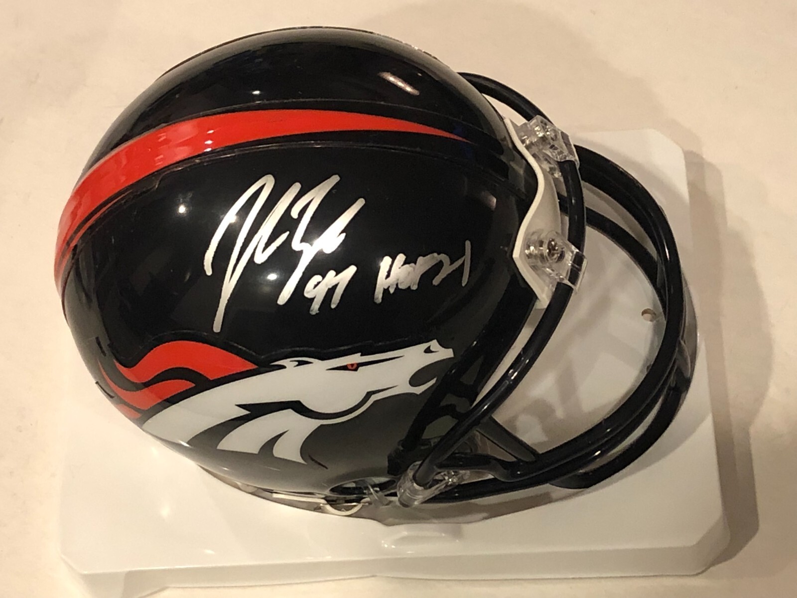 JOHN LYNCH Signed Denver BRONCOS Mini-helmet Beckett Auth. (BAS) w/ HOF Inscr