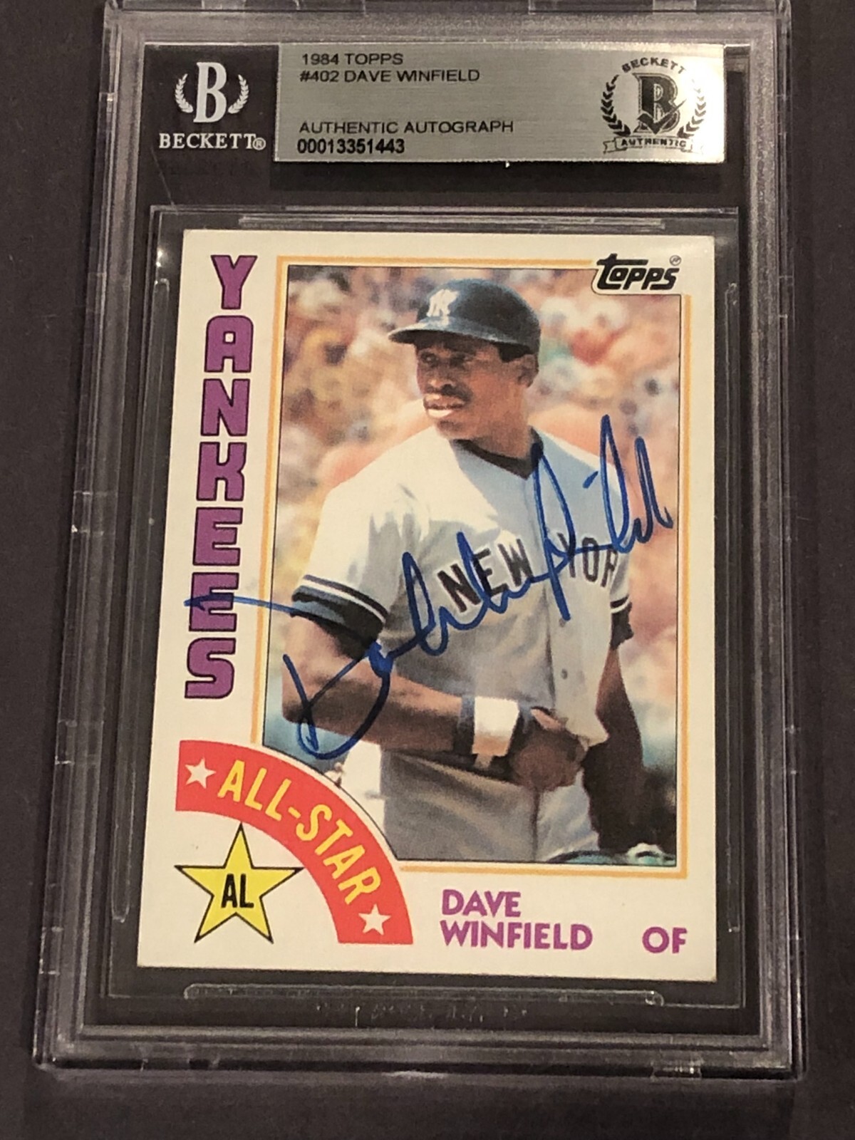 DAVE WINFIELD Signed 1984 TOPPS Card #402 Beckett Authenticated (BAS)
