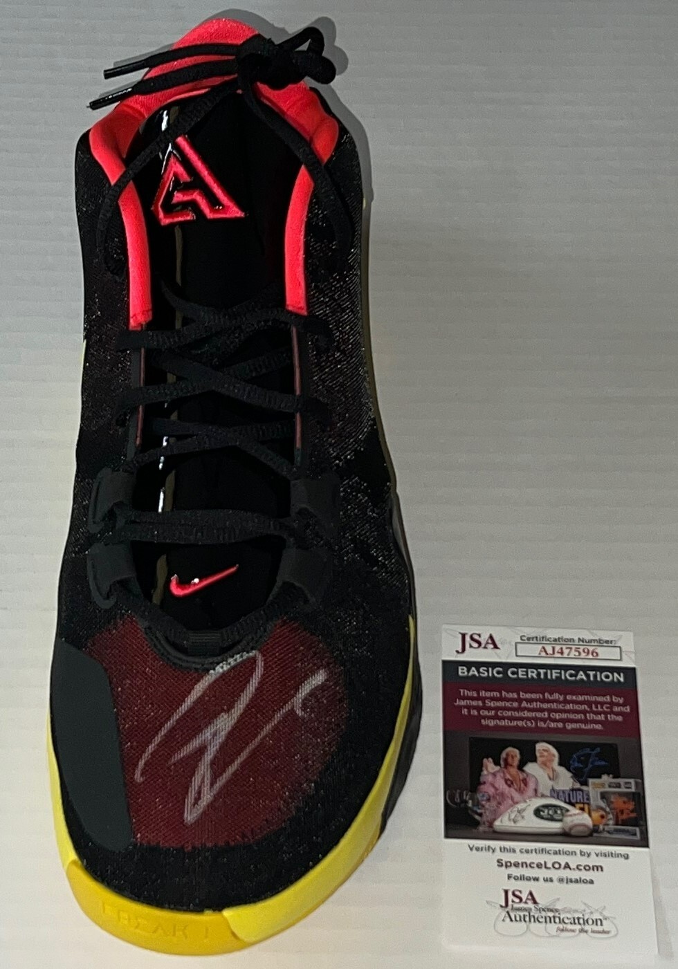 Giannis Antetokounmpo Bucks signed Nike Zoom Freak 1 Soul Glo Shoe JSA
