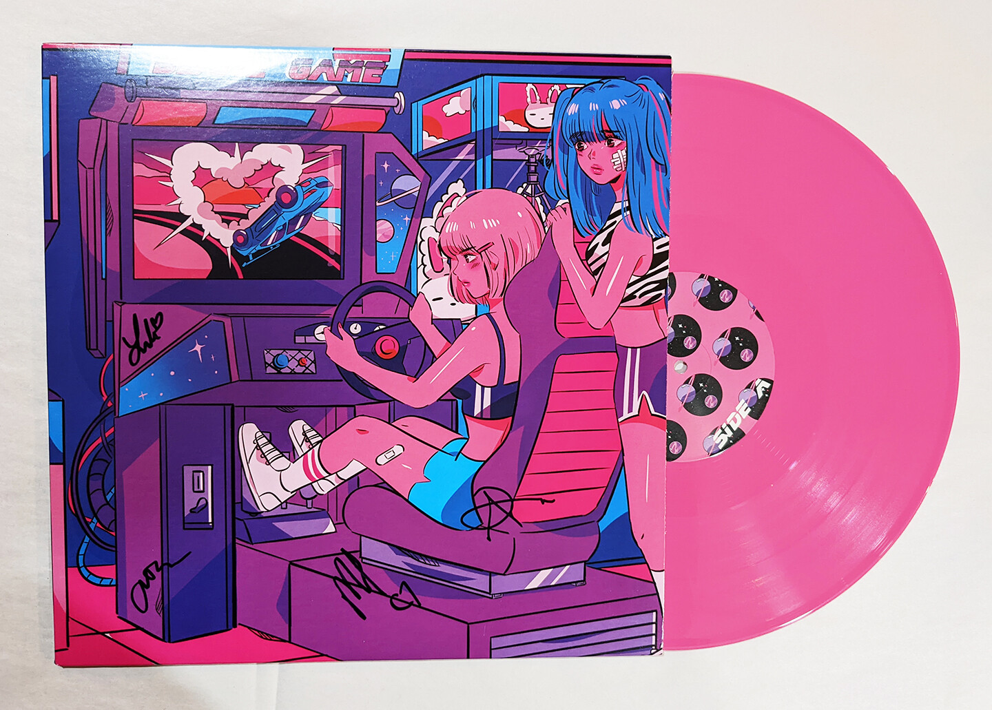 Beach Bunny SIGNED Blame Game Pink Vinyl #1 COA Autographed Lili Trifilio +3
