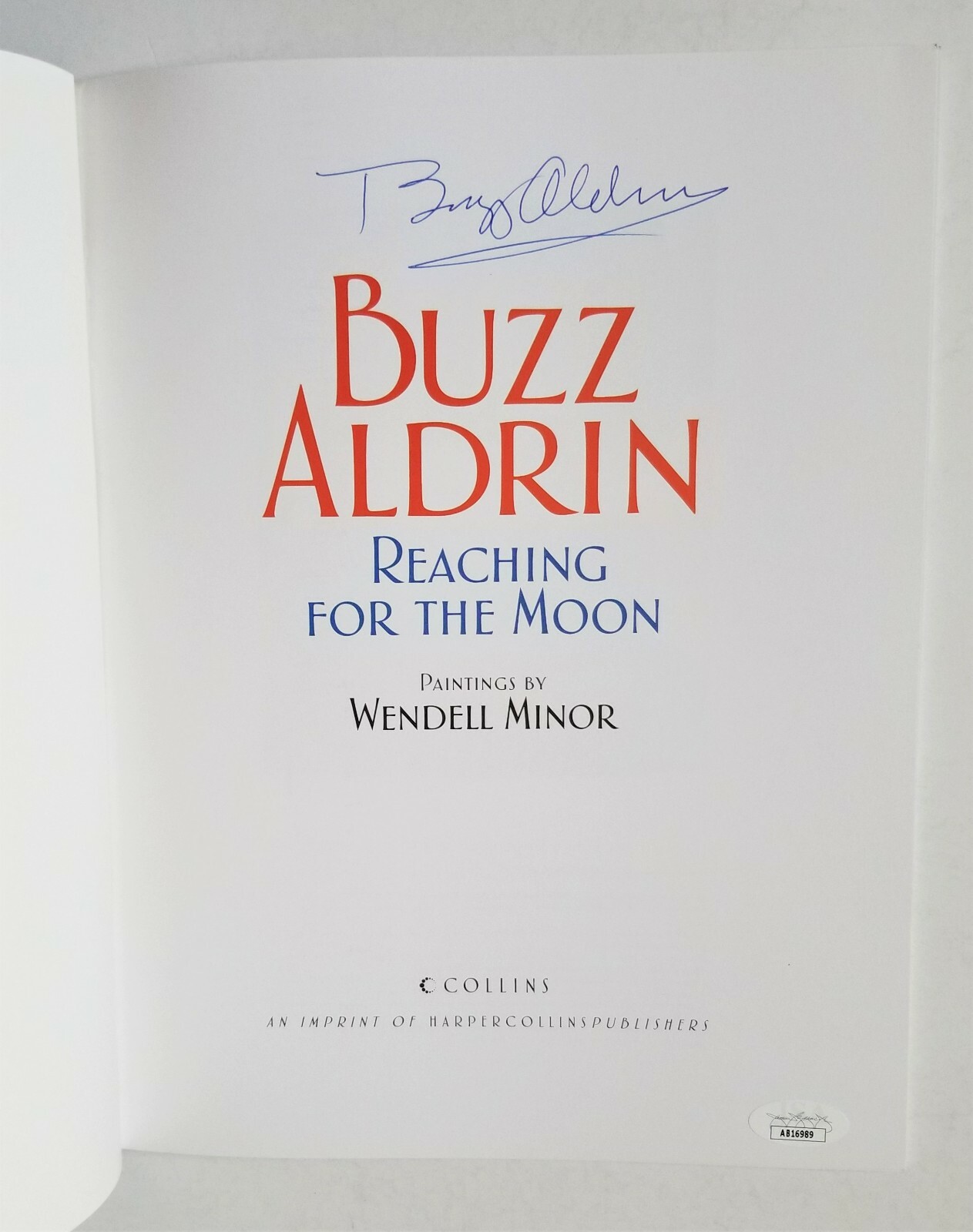 BUZZ ALDRIN SIGNED REACHING FOR THE MOON SOFTCOVER BOOK JSA COA NASA APOLLO 11 COLLECTIBLE MEMORABILIA