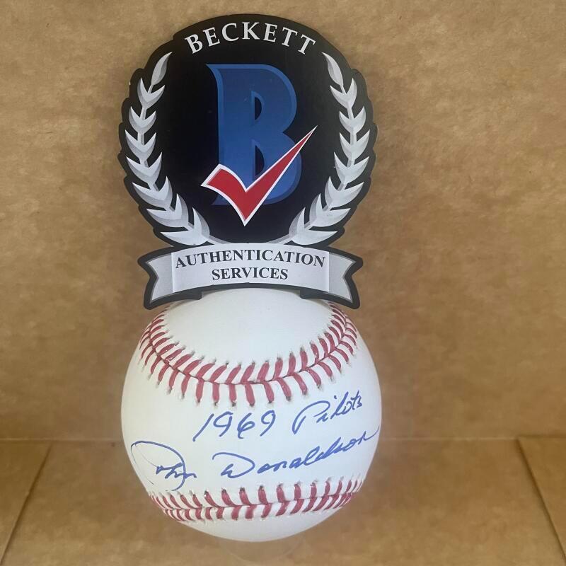 JOHN DONALDSON 1969 PILOTS SIGNED AUTO M.L. BASEBALL BAS AUTHENICATED