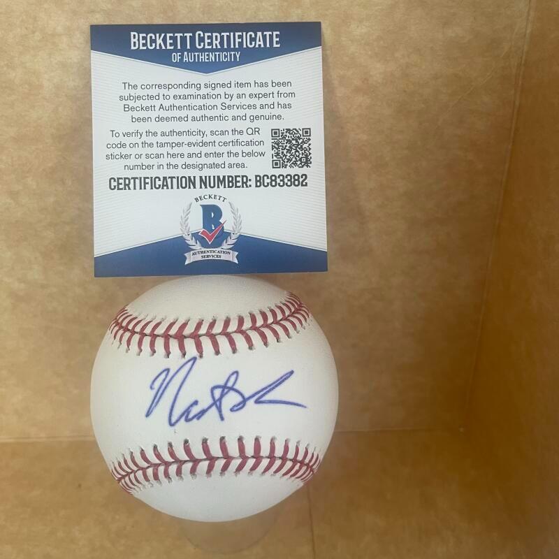 NATE PEARSON TORONTO BLUE JAYS SIGNED AUTO M.L. BASEBALL BECKETT BC83382