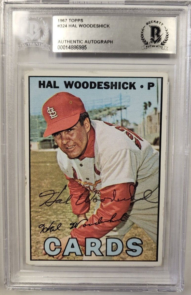1967 TOPPS HAL WOODESHICK #324 CARDINALS AUTHENTIC AUTO CERTIFIED BECKETT CARD