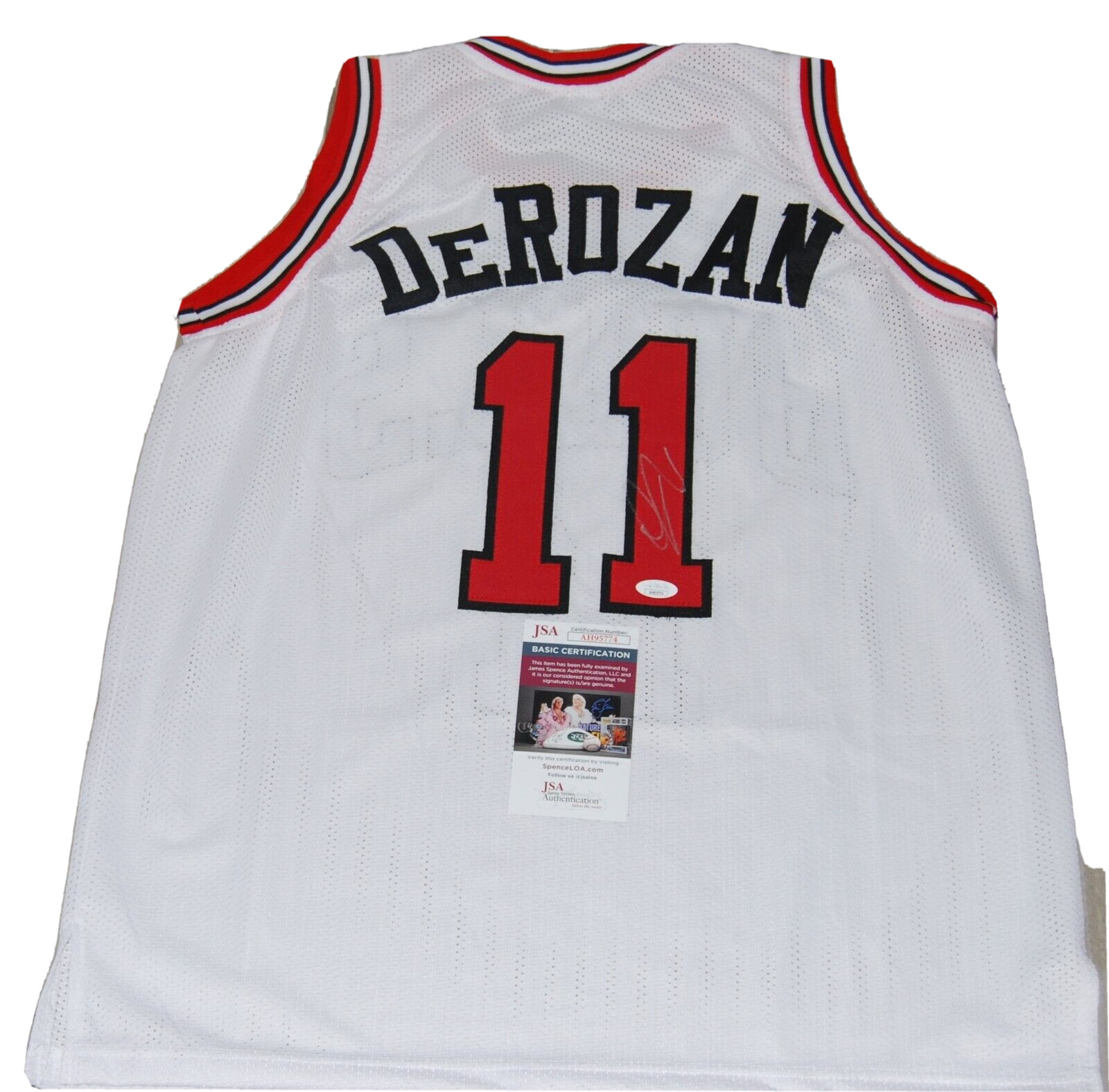 DEMAR DEROZAN signed (CHICAGO BULLS) White custom Basketball jersey JSA AH95774