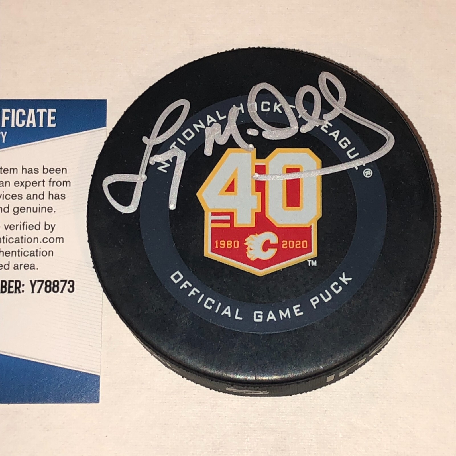 LANNY McDONALD Signed Calgary FLAMES 40th Ann. Official GAME Puck w/ Beckett COA
