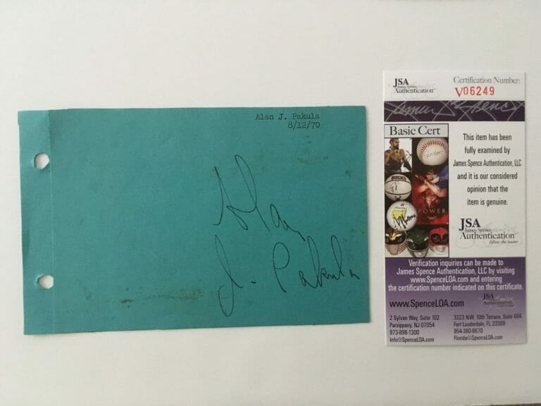 ALAN PAKULA SIGNED AUTOGRAPHED 4×6 ALBUM PAGE JSA CERTIFIED ALL PRESIDENT’S MEN
 COLLECTIBLE MEMORABILIA