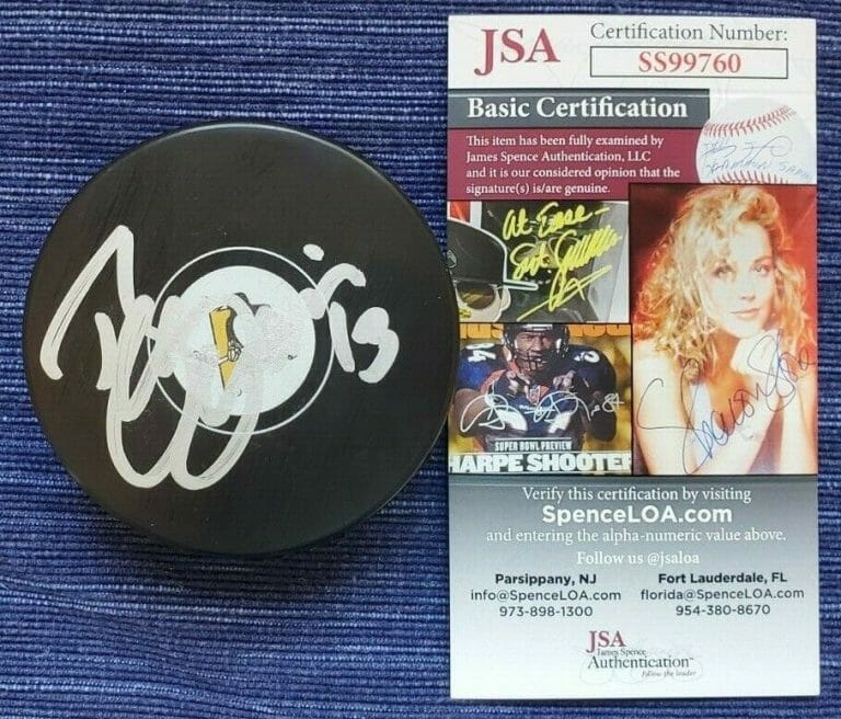 BILL GUERIN SIGNED PUCK W/ JSA COA #SS99760 PITTSBURGH PENGUINS COLLECTIBLE MEMORABILIA