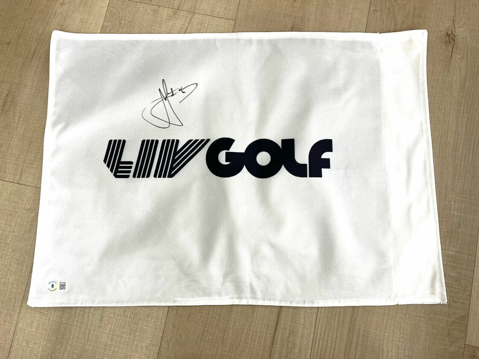 Cameron Cam Smith Hand Signed LIV Golf Official Flag Beckett BAS Beckett #1