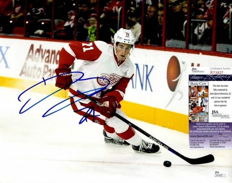 DYLAN LARKIN SIGNED 11×14 W/ JSA COA #R73827 DETROIT RED WINGS COLLECTIBLE MEMORABILIA