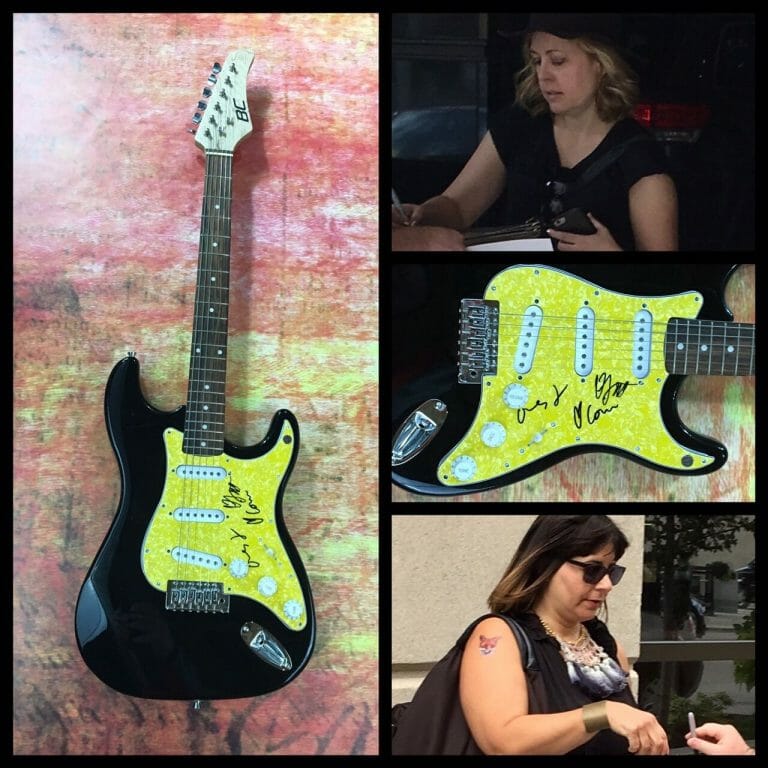 GFA CARRIE BROWNSTEIN BAND * SLEATER-KINNEY * SIGNED ELECTRIC GUITAR PROOF B COA COLLECTIBLE MEMORABILIA