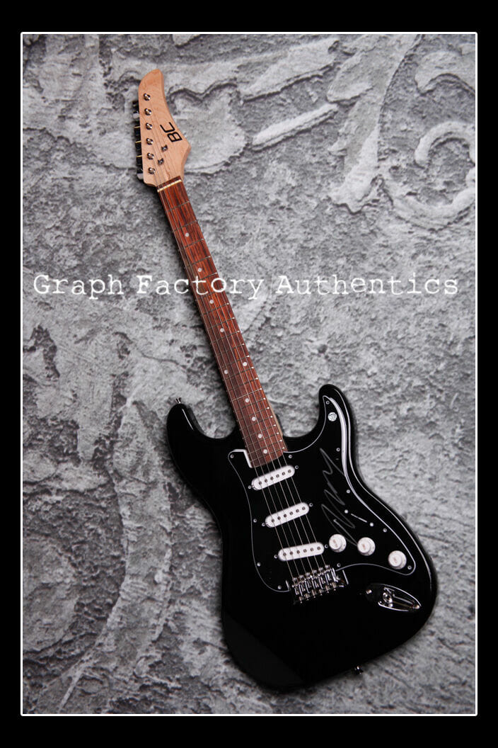 GFA COUNTRY LEGEND * NEIL YOUNG * SIGNED ELECTRIC GUITAR PROOF AD1 COA COLLECTIBLE MEMORABILIA