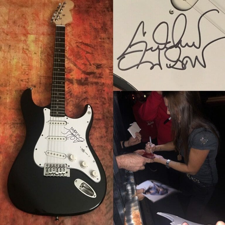 GFA REDNECK WOMAN * GRETCHEN WILSON * SIGNED AUTOGRAPH ELECTRIC GUITAR PROOF COA COLLECTIBLE MEMORABILIA