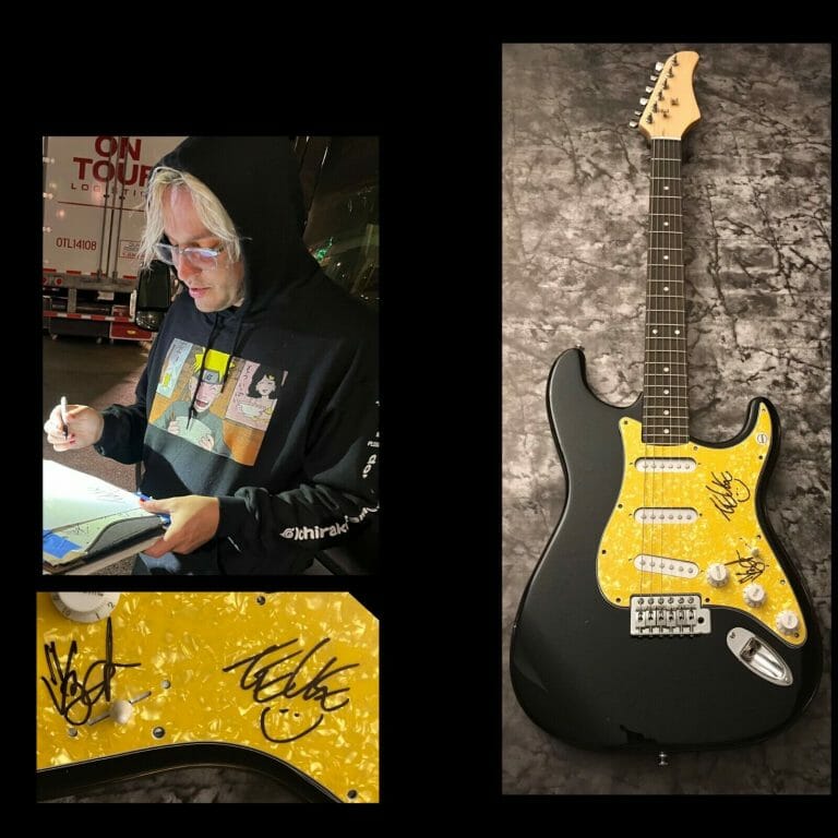 GFA TYLER SMITH & ZACH HANSEN * THE WORD ALIVE * BAND SIGNED ELECTRIC GUITAR COA COLLECTIBLE MEMORABILIA