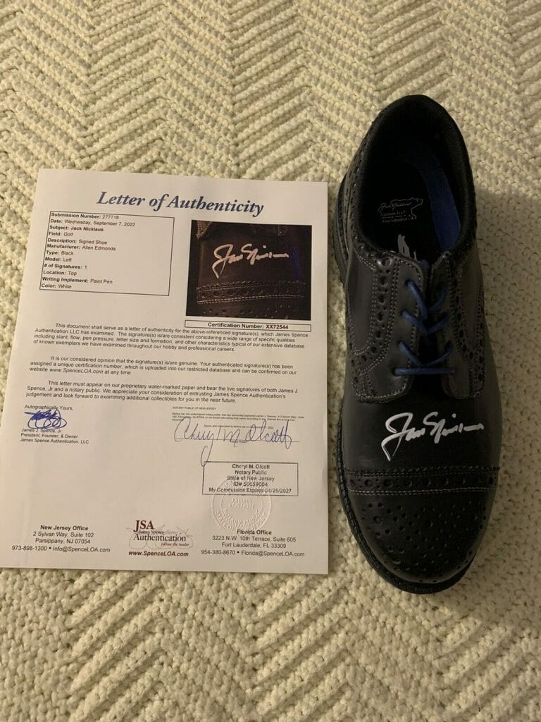 JACK NICKLAUS SIGNED VINTAGE GOLF SHOE JSA AUTHENTICATION LOA COA AUTOGRAPHED
 COLLECTIBLE MEMORABILIA